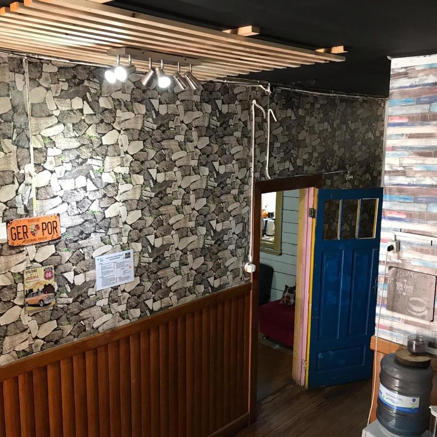 Hostal Rustik Puerto Montt Buitenkant foto